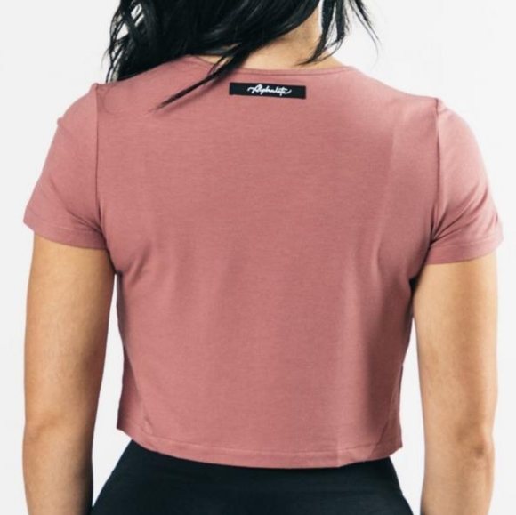 Alphalete Premium Short Sleeve Crop Top Cranberry Ice. X-Large - Picture 3 of 3